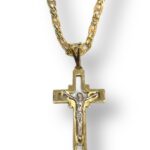 Collana classica con croce