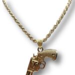 collana fune con ciondolo revolver