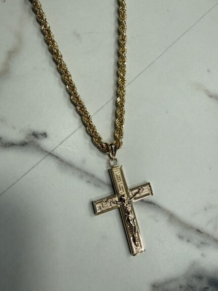 collana corda con croce